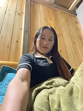 phungtiti online show from 11/04/25, 02:32