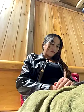 phungtiti online show from 11/12/25, 06:25