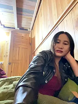 phungtiti online show from 12/17/25, 10:05