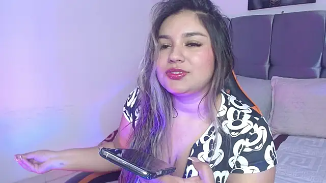 Snapshot of Samarys_star chatting on 10/04/25, 01:53 Samarys star online show from 10/04/25, 01:53