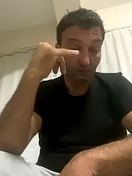 Snapshot of abs1088 chatting on 10/02/25, 07:43 abs1088 online show from 10/02/25, 07:43