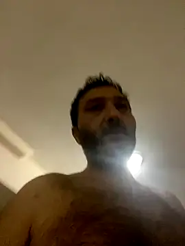 Snapshot of abs1088 chatting on 10/19/25, 11:27 abs1088 online show from 10/19/25, 11:27