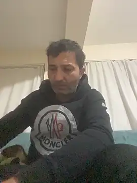 Snapshot of abs1088 chatting on 10/26/25, 08:15 abs1088 online show from 10/26/25, 08:15