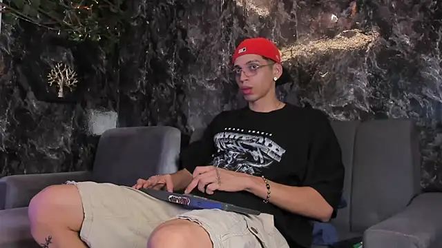 Snapshot of nicolai_drake chatting on 11/08/25, 03:29 nicolai drake online show from 11/08/25, 03:29