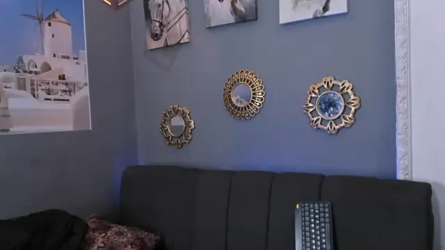 Snapshot of nicolai_drake chatting on 11/14/25, 03:38 nicolai drake online show from 11/14/25, 03:38