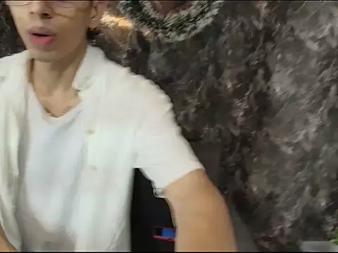 Snapshot of nicolai_drake chatting on 11/29/25, 03:31 nicolai drake online show from 11/29/25, 03:31