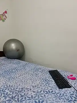 Nina vallon online show from 10/04/25, 10:35