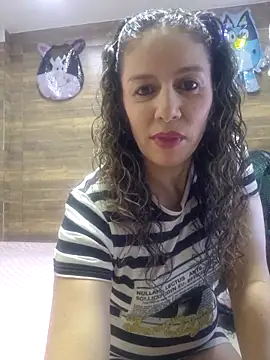 Nina vallon online show from 11/14/25, 01:32