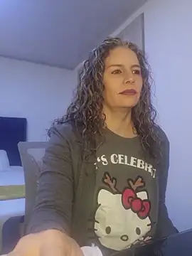 Nina vallon online show from 11/21/25, 11:09