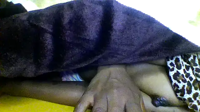 Snapshot of seawear chatting on 04/21/26, 02:15 seawear online show from 04/21/26, 02:15