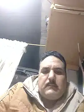 Snapshot of mM0140 chatting on 01/15/26, 11:19 mM0140 online show from 01/15/26, 11:19