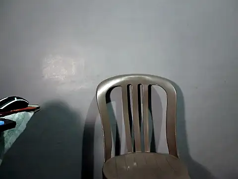 Snapshot of missruffa chatting on 12/20/25, 02:40 missruffa online show from 12/20/25, 02:40