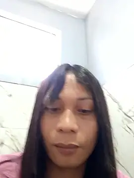 Snapshot of missruffa chatting on 05/08/26, 02:28 missruffa online show from 05/08/26, 02:28