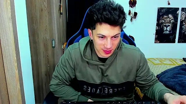 Snapshot of javiersexymann chatting on 12/14/24, 03:51 javiersexymann online show from 12/14/24, 03:51