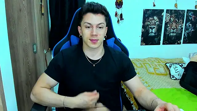 Snapshot of javiersexymann chatting on 01/05/25, 12:09 javiersexymann online show from 01/05/25, 12:09