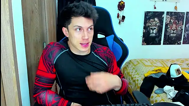 Snapshot of javiersexymann chatting on 01/15/25, 08:48 javiersexymann online show from 01/15/25, 08:48