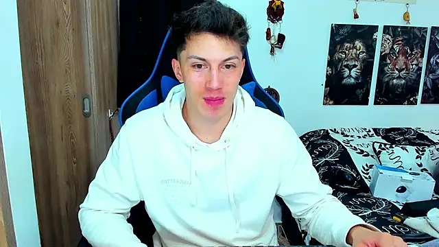 Snapshot of javiersexymann chatting on 01/22/25, 07:45 javiersexymann online show from 01/22/25, 07:45