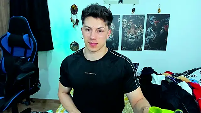 Snapshot of javiersexymann chatting on 01/26/25, 12:37 javiersexymann online show from 01/26/25, 12:37