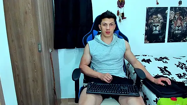 Snapshot of javiersexymann chatting on 02/10/25, 11:55 javiersexymann online show from 02/10/25, 11:55