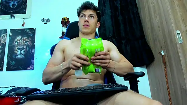 Snapshot of javiersexymann chatting on 02/28/25, 02:42 javiersexymann online show from 02/28/25, 02:42