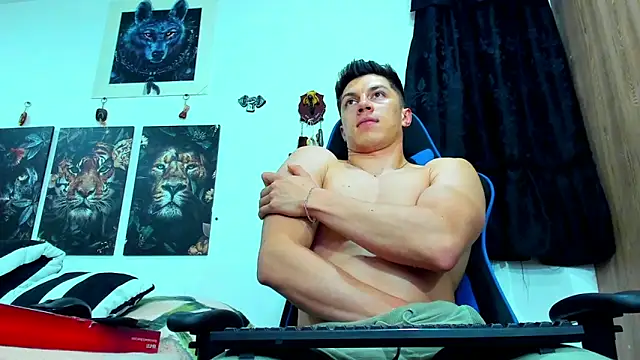 Snapshot of javiersexymann chatting on 03/17/25, 05:56 javiersexymann online show from 03/17/25, 05:56