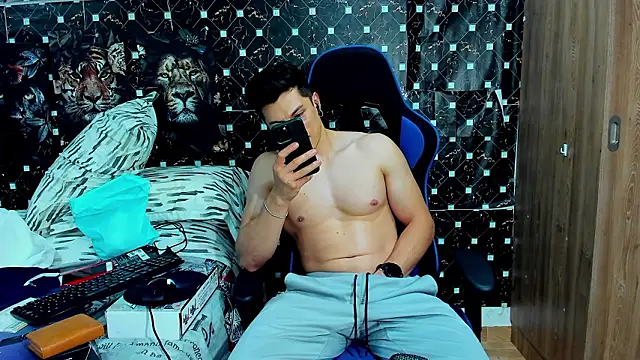 javiersexymann online show from 02/23/26, 06:33