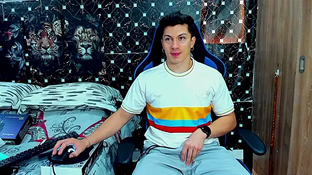 javiersexymann online show from 02/26/26, 06:51