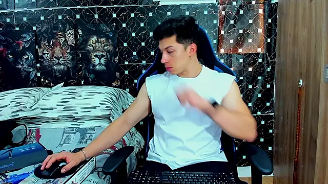 javiersexymann online show from 03/03/26, 06:03