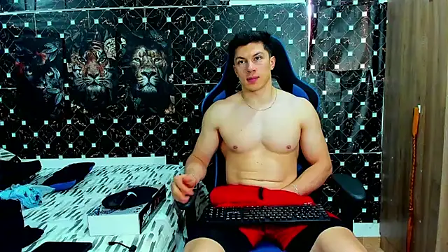Snapshot of javiersexymann chatting on 05/08/26, 08:47 javiersexymann online show from 05/08/26, 08:47