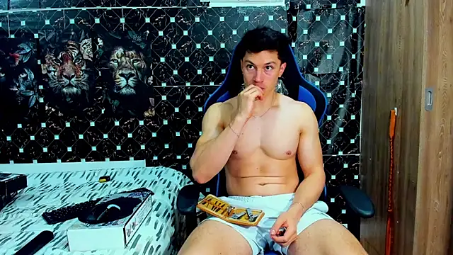 Snapshot of javiersexymann chatting on 05/10/26, 10:59 javiersexymann online show from 05/10/26, 10:59