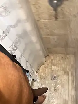 Snapshot of jae815 chatting on 02/20/26, 05:02 jae815 online show from 02/20/26, 05:02