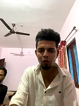 Snapshot of gets1998 chatting on 10/06/25, 09:29 gets1998 online show from 10/06/25, 09:29