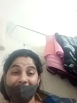 JULEE-740 online show from 11/12/25, 06:08