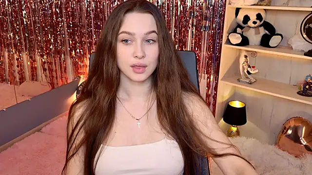 Snapshot of ArielSykes chatting on 04/21/26, 01:42 ArielSykes online show from 04/21/26, 01:42
