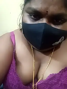 Snapshot of chandana_telugu chatting on 10/14/25, 04:08 chandana telugu online show from 10/14/25, 04:08