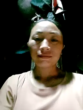 lucybaby00 online show from 04/15/26, 12:01