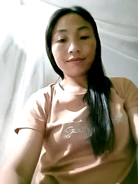 Snapshot of lucybaby00 chatting on 05/06/26, 10:59 lucybaby00 online show from 05/06/26, 10:59