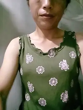 Snapshot of lucybaby00 chatting on 06/28/26, 11:00 lucybaby00 online show from 06/28/26, 11:00