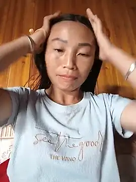 Snapshot of lucybaby00 chatting on 07/24/26, 10:46 lucybaby00 online show from 07/24/26, 10:46
