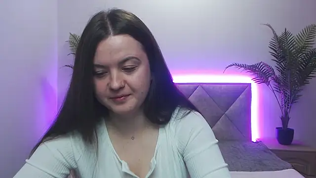 Snapshot of MavkaCute chatting on 11/18/25, 07:07 MavkaCute online show from 11/18/25, 07:07