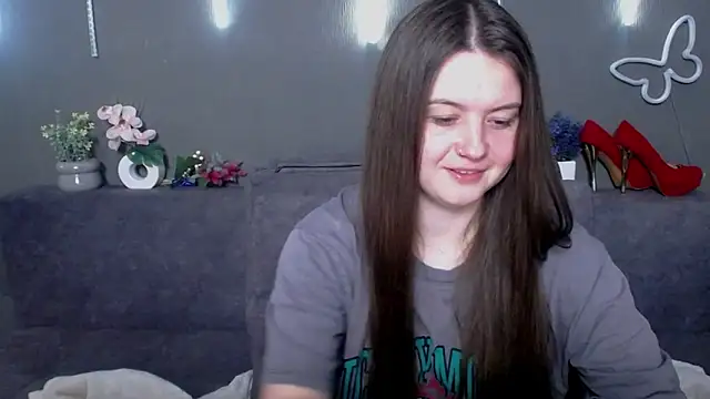 Snapshot of MavkaCute chatting on 05/05/26, 06:05 MavkaCute online show from 05/05/26, 06:05