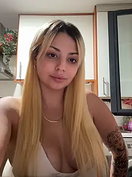Snapshot of NoeliaGarcia17 chatting on 07/18/26, 11:19 NoeliaGarcia17 online show from 07/18/26, 11:19