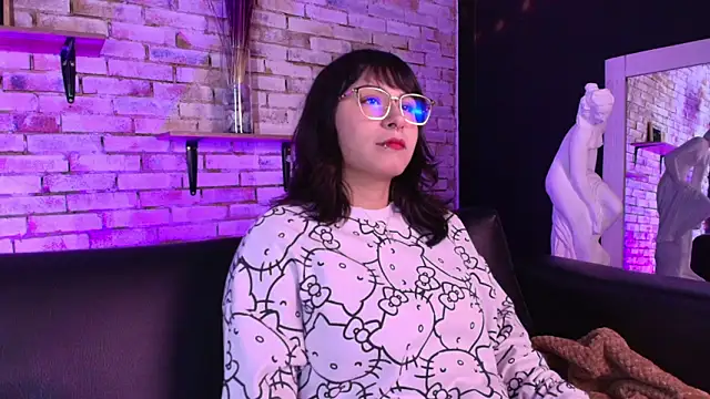 Snapshot of kitty_malach chatting on 03/12/26, 04:29 kitty malach online show from 03/12/26, 04:29