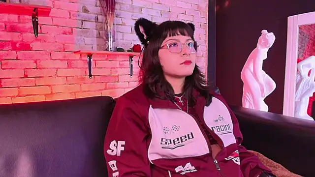 Snapshot of kitty_malach chatting on 03/24/26, 03:33 kitty malach online show from 03/24/26, 03:33