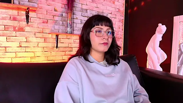 Snapshot of kitty_malach chatting on 03/27/26, 08:26 kitty malach online show from 03/27/26, 08:26