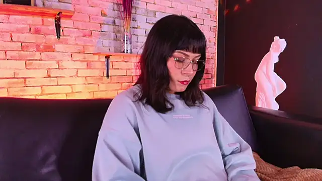 Snapshot of kitty_malach chatting on 04/06/26, 03:37 kitty malach online show from 04/06/26, 03:37