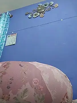 Snapshot of Hotcupale345 chatting on 02/09/26, 11:03 Hotcupale345 online show from 02/09/26, 11:03