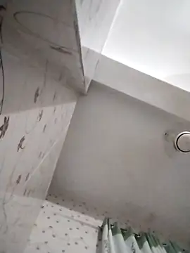 khhlmn online show from 10/15/25, 04:07