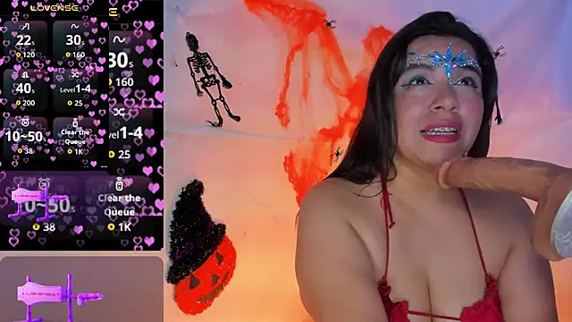 Snapshot of Alanna-sloppy chatting on 10/26/25, 01:44 Alanna-sloppy online show from 10/26/25, 01:44