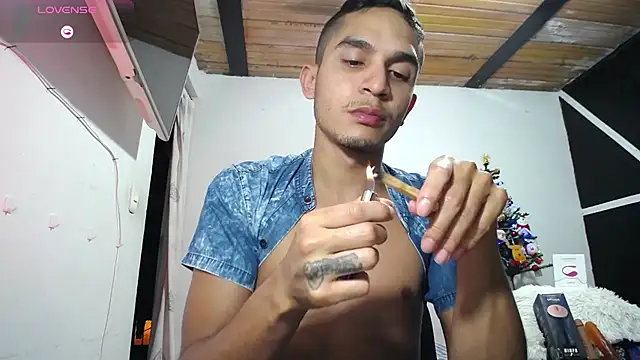 Angel latinboy online show from 12/07/24, 01:25